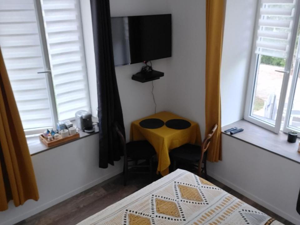 Pouilly-sur-Vingeanne Suite Privee Independant Dans Ancien Pigeonniet מראה חיצוני תמונה