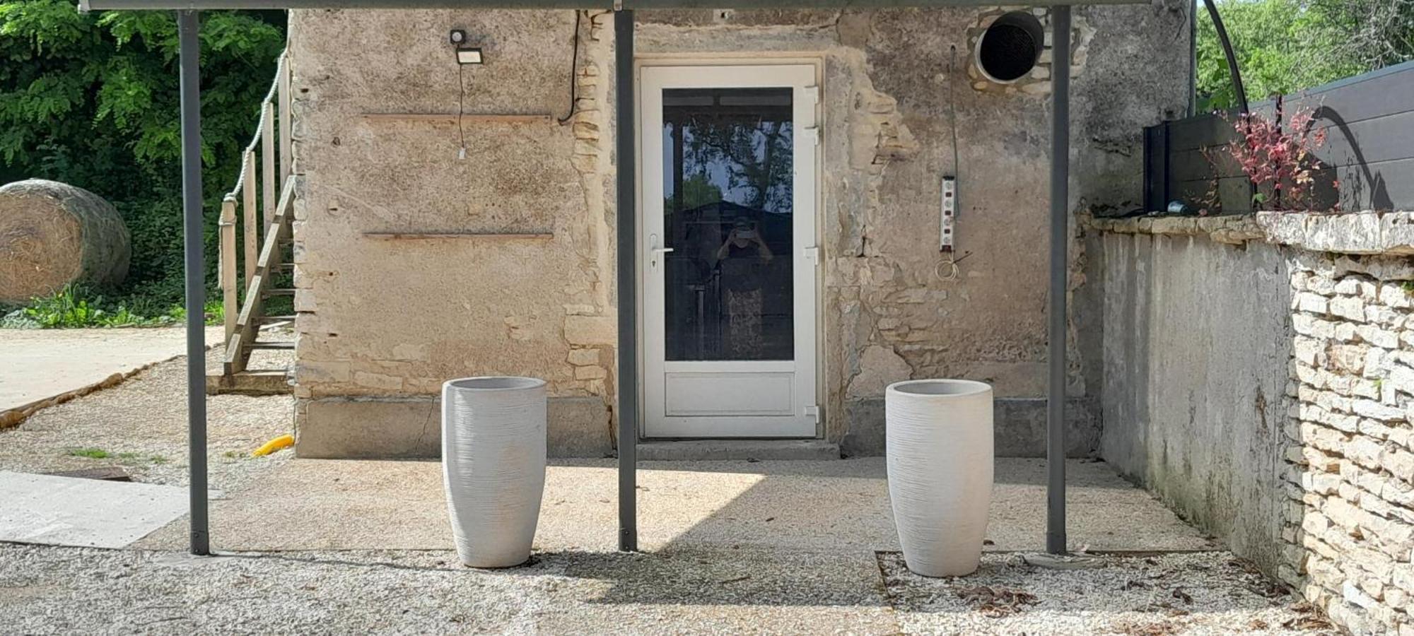 Pouilly-sur-Vingeanne Suite Privee Independant Dans Ancien Pigeonniet מראה חיצוני תמונה